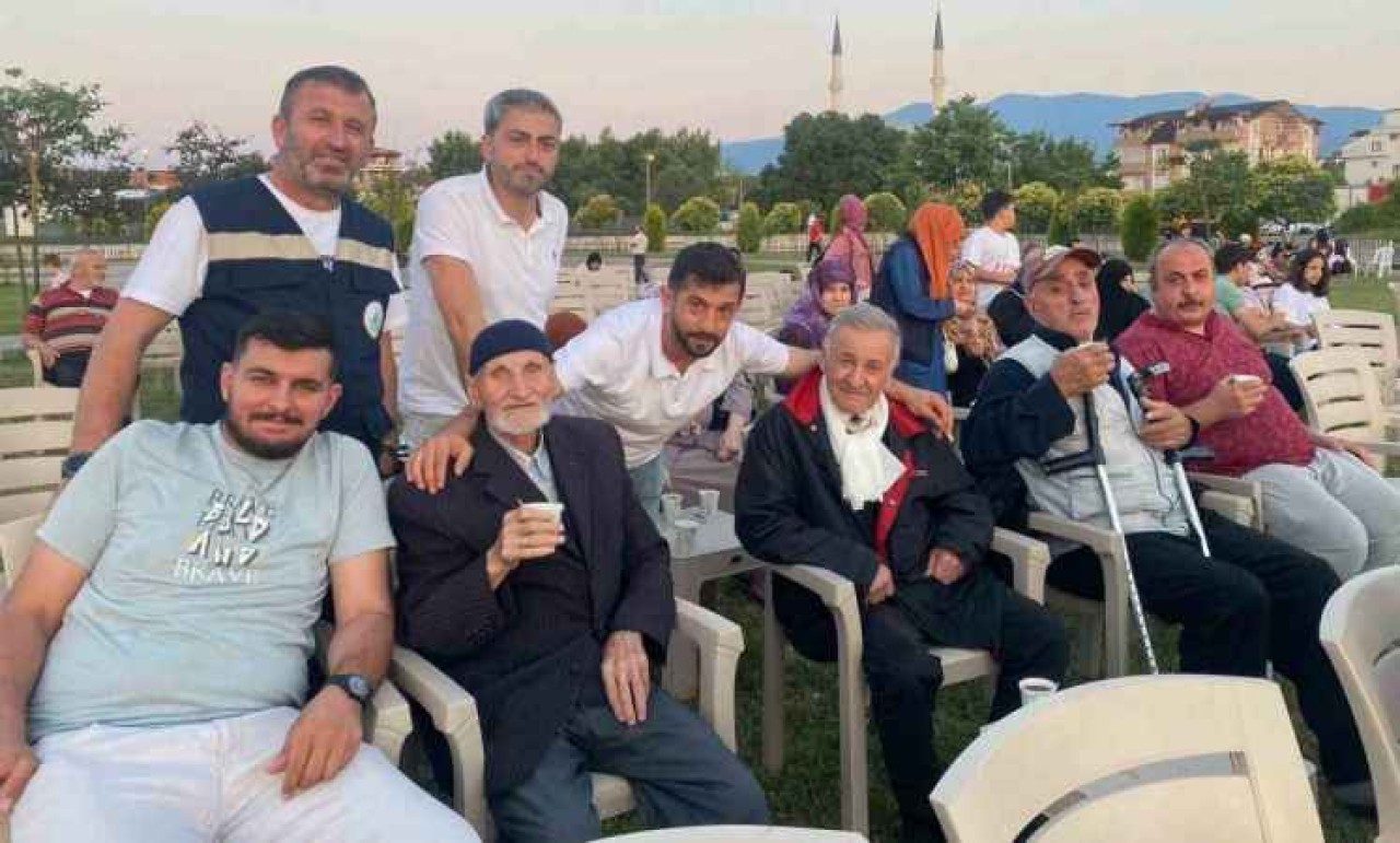 Kartepe’nin çınarları sinema keyfi yaşadı