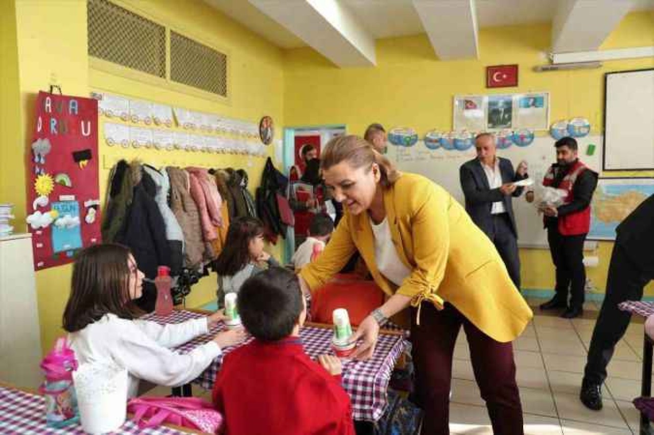 Kocaeli Haber: Aşevi Kazanlarında Öğrenciler İçin Yemek Pişiyor