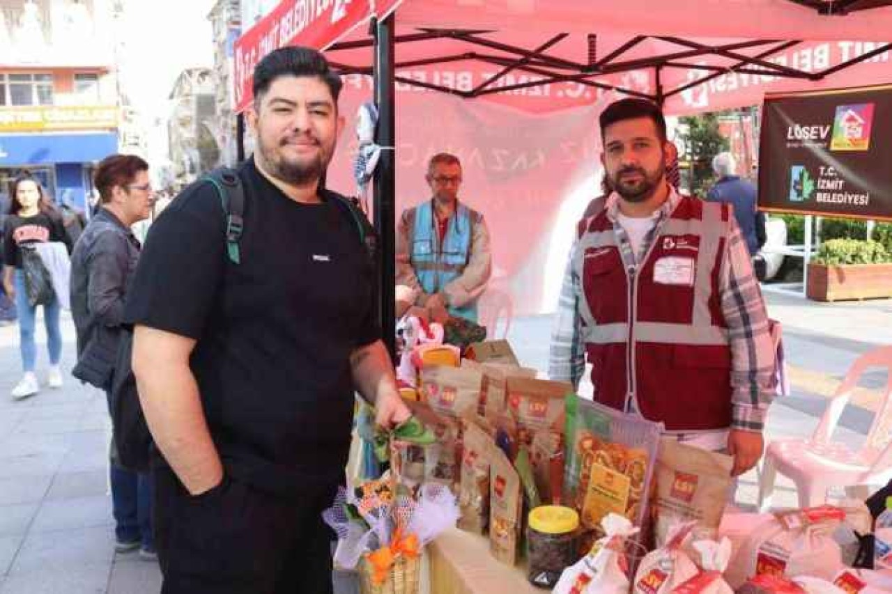 İzmit'te Lösemili Çocuklar Unutulmadı