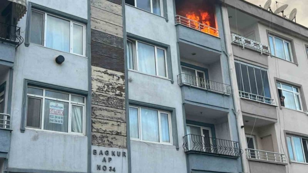 Sakarya'da Yangın Çıkan Evde 2 Çocuk Dumandan Etkilendi 3