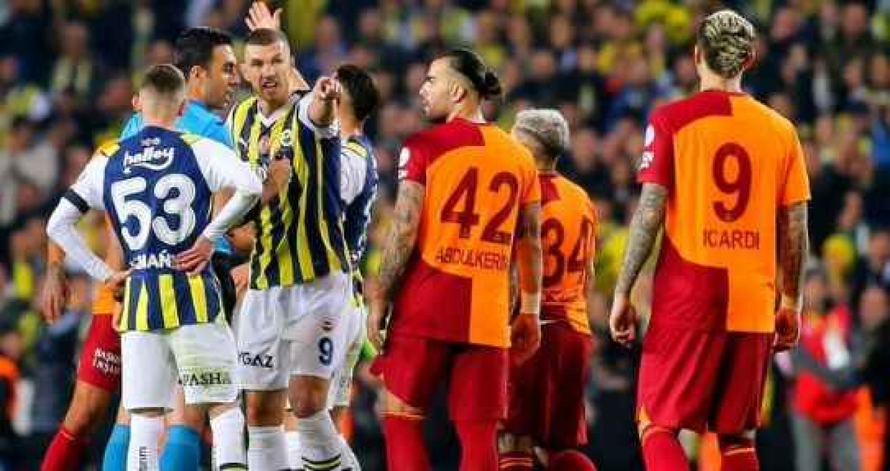 Galatasaray -Fenerbahçe Maçı Yarıda Kaldı İşte Ayrıntılar