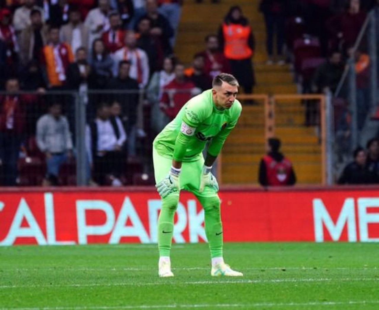 Karagümrük Maçı Sonrası Galatasaray'ın Kalecisi Muslera'dan Olay Çıkış!