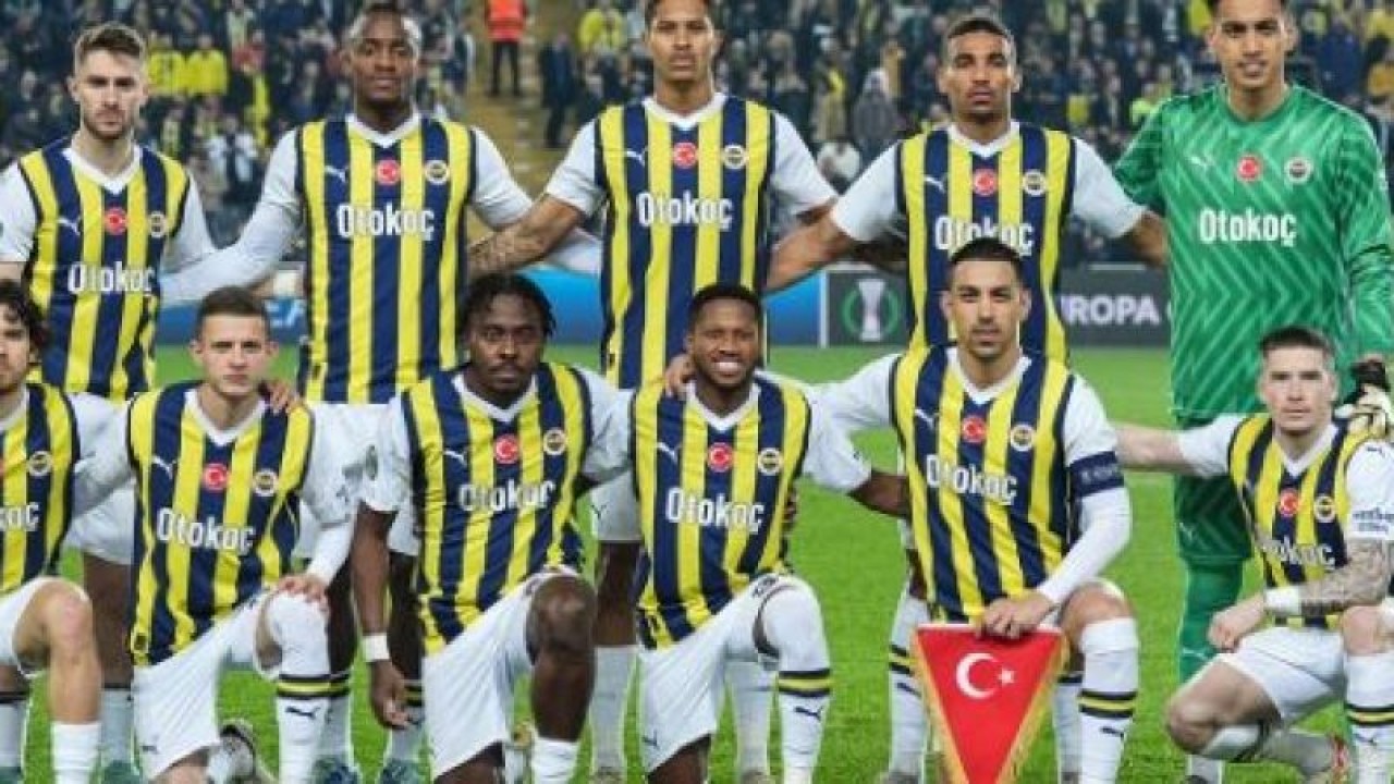 Fenerbahçe Galatasaray'ı Mağlup Etti, Şampiyonluk Yarışı Son Haftaya Kaldı