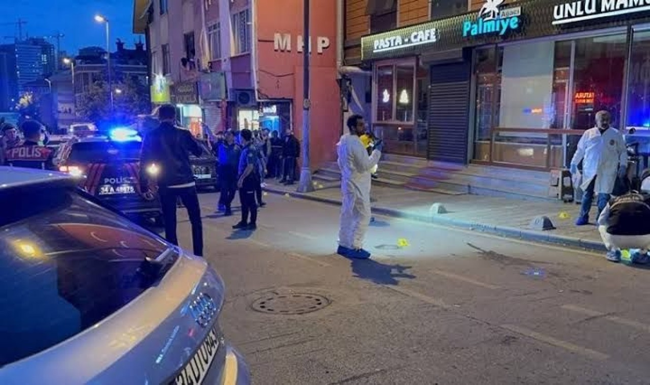 İstanbul’da Korkunç Saldırı! Üsküdar’da Pastaneye Silahlı Baskın, Ölü ve Yaralılar Var!