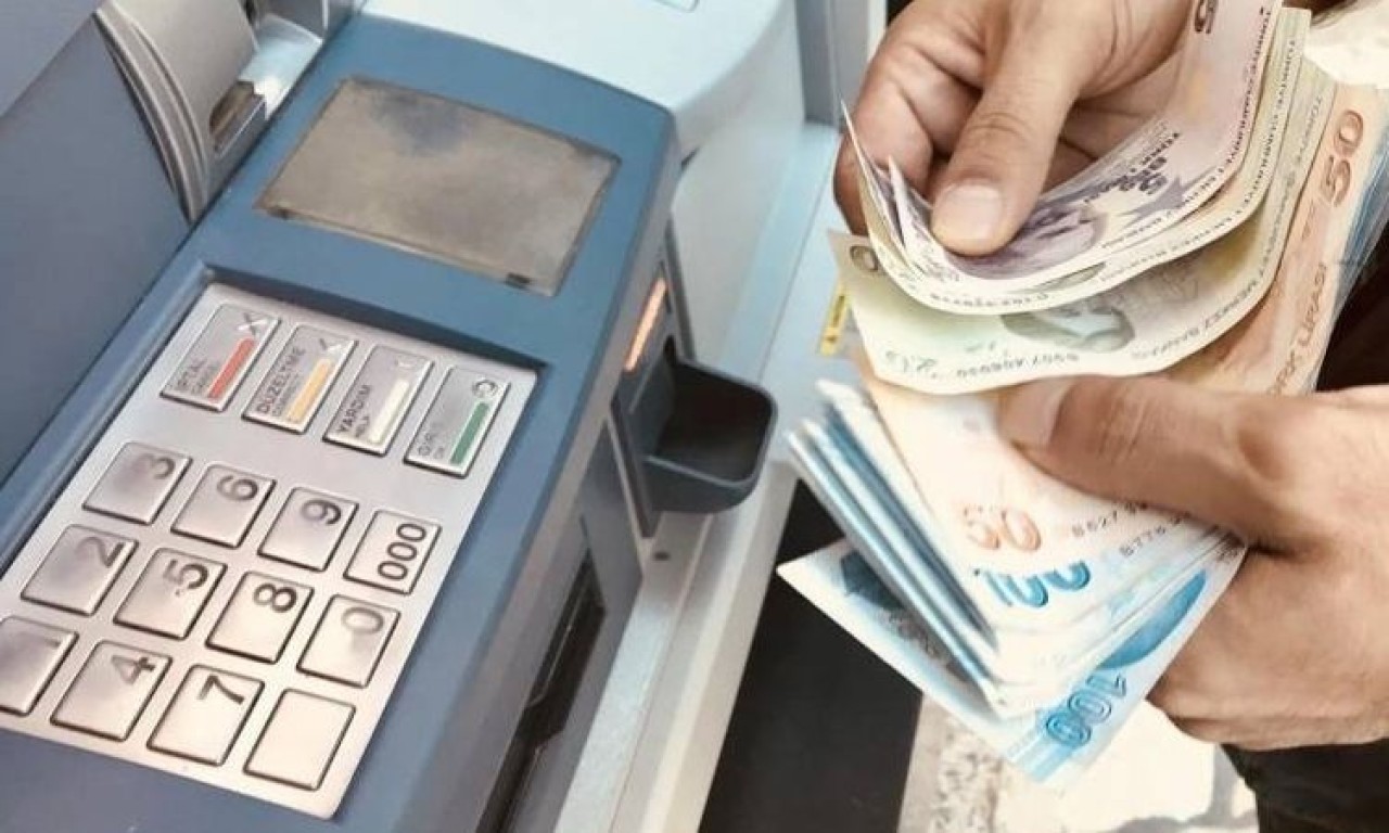 ATM'den Para Çekenler Dikkat O Kural Değişiyor!