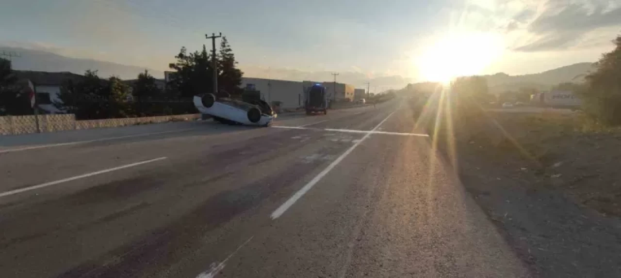 Bolu'da Araç Kontrolden Çıkarak Takla Attı