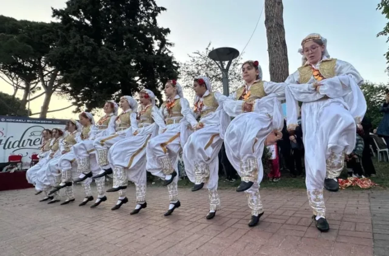 1. Uluslararası Halkoyunları Balkan Festivali Gölcük’e taşınıyor