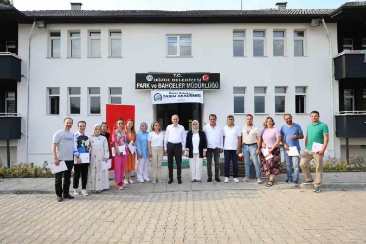 Düzce'de Tarım akademisi ilk mezunlarını verdi