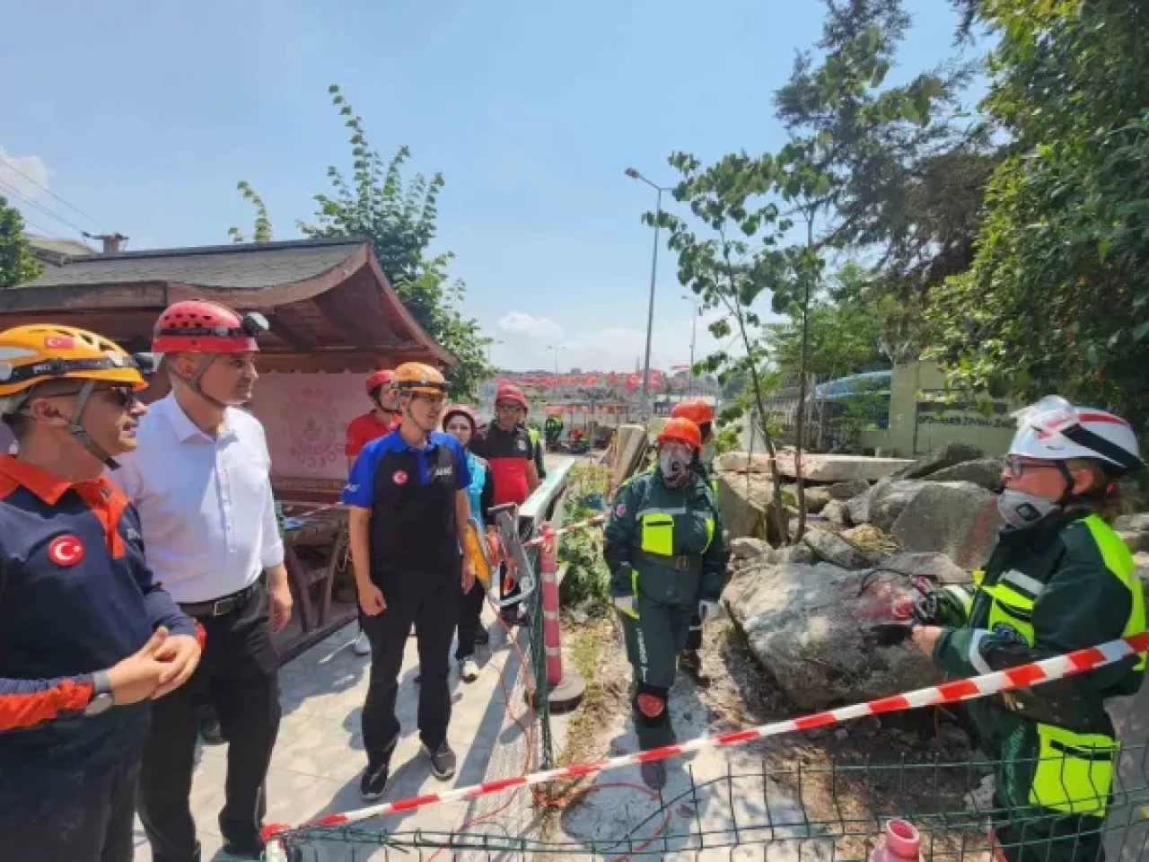 Kocaeli’nin İlk Türkiye’nin 2. Akredite Kadın Arama Kurtarma Ekibi