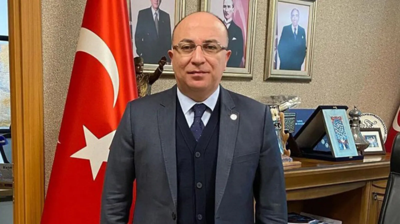 MHP Genel Başkan Yardımcısından CHP Lideri Özgür Özel'e Sert Tepki: "Seni Şapşik, Seninle Çok Eğleneceğiz"