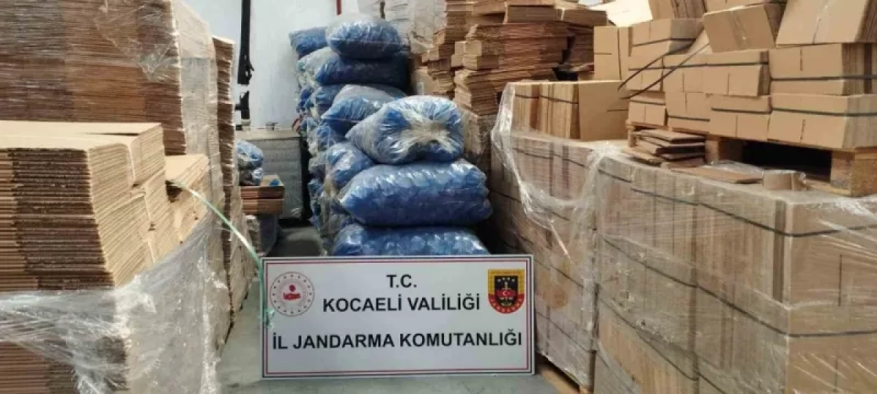 Kocaeli’nin Dilovası İlçesinde Piyasa Değeri 4 Milyon TL Sahte Şampuan Ele Geçirildi