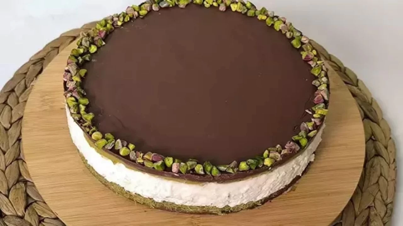 Dubai Cheesecake Nasıl Yapılır? Orta Doğu Lezzeti Türk Mutfağına Taşınıyor