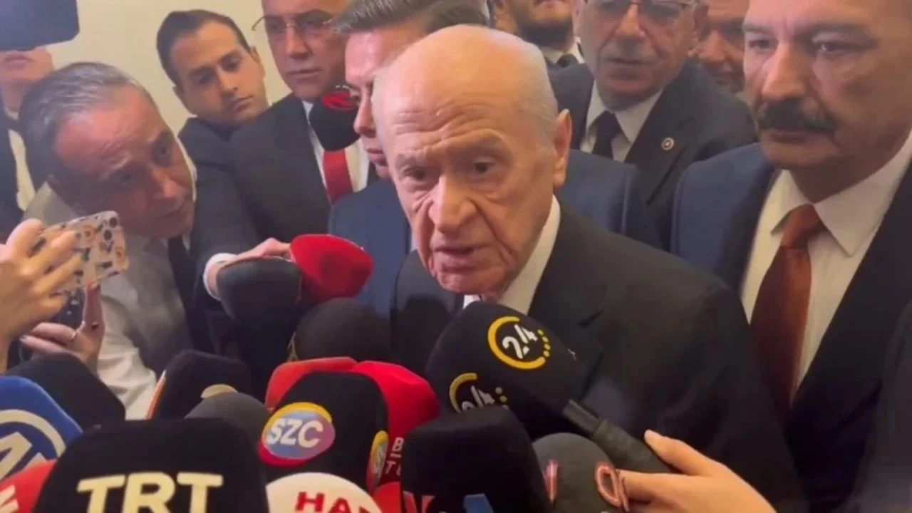 Bahçeli’den Erdoğan Sorusuna Sert Yanıt! “Vazgeçemiyorsan Gazeteciliği Bırak!”