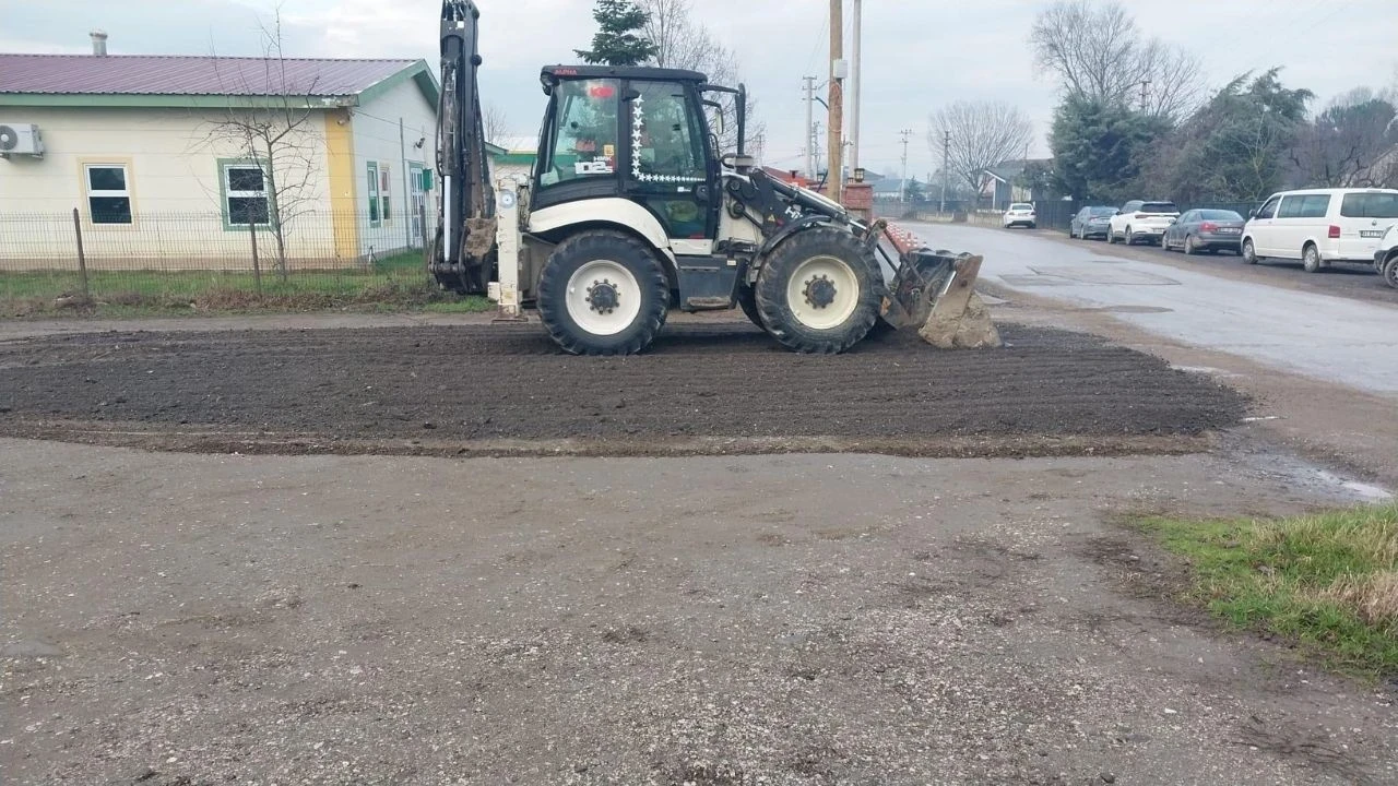 Düzce Belediyesi hafta sonu yoğun mesaiyle Düzce için çalıştılar