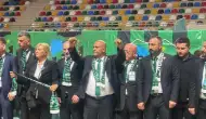 Güvenlik Görevlisi ile Kocaelispor Taraftarları Arasında Gerginlik! Sakaryalı Güvenlik Görevlisi İzmit’te Ortamı Gerdi