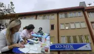 Koceli'de Emekliye İş İmkanı! Emekli Kadınlar Çini İşlemeciliğiyle Yeni Bir Meslek Sahibi Oluyor