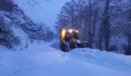 Düzce'de kardan kapanan 10 köy yolu açıldı