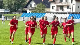 Kocaeli Bayan Futbol Kulübü Oyuncusu Sümeyye Aslan UEFA Turnuvasında Gol Attı