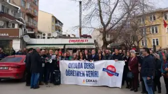 Seslerini Duyurmak İstiyorlar! Mülakat Mağduru Öğretmenlerden Milli Eğitim Bakanı’na Protesto