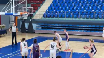 Düzce'de oynanan Kadınlar Bölgesel Basketbol Ligi skoru: Düzce Atletik 70 - Kemalpaşa Basketbol Akademi 35