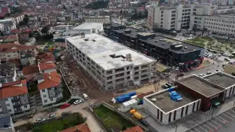 Sakarya Büyükşehir Belediyesi'nden Sağlık Kampüsü'ne 530 araçlık otoparkta sona geliniyor