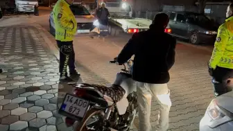 Bolu'da Ramazan ayı boyunca trafik denetimleri sıkılaşacak: 2 motorsikletliye 80 bin lira ceza kesildi