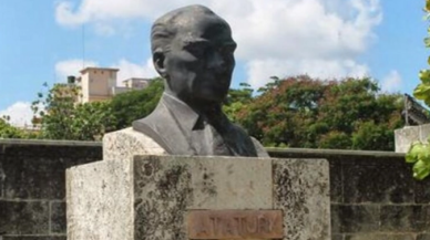 Havana'da Atatürk Heykeli