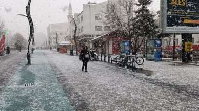 Bolu'da Kar Yağışı Etkisini Gösteriyor