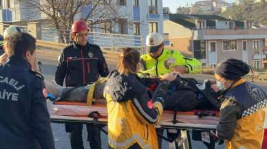 Kontrolden Çıkıp Aydınlatma Direğine Çarptı: 1 Yaralı