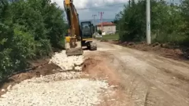 Kartepe’nin Bozulan Yolları Yenileniyor