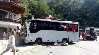 Freni Boşalan Tur Otobüsü Faciaya Yol Açtı! Detaylar Şoke Ediyor: 2 Ölü, 4 Ağır 28 Yaralı