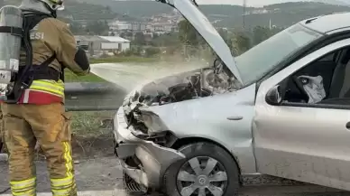 Düzce’de Çarpışan Otomobillerden Biri Alev Aldı