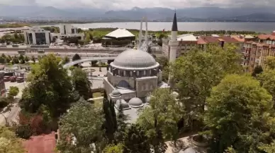 İzmit'te 445 Yıllık Cami Zamana Meydan Okuyor