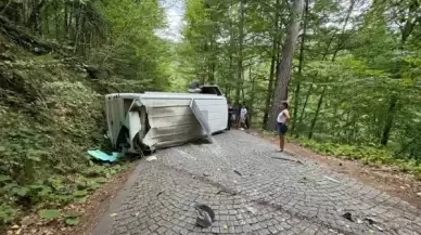 Bolu'ya Antalya'dan Gelen Karavan Devrildi