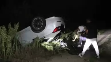 Çarpışan Otomobillerden Biri Takla Atarak Kanala Devrildi: 2 Yaralı