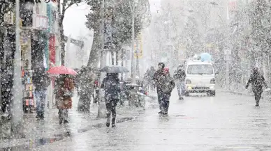 Kocaeli’de Yılın İlk Karı Düştü! Kocaeli Beyaza Büründü