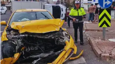 Kayseri'de Feci Kaza! Yaralılar Var