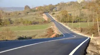 Çalışmalar Tam Gaz Sürüyor! Kocaeli Körfez Köylerinde Yol Çalışması