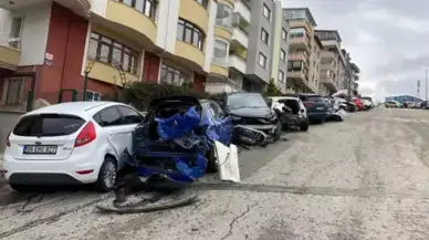 Ankara'da Korkunç Kaza! Yokuşta Geri Kayan Kamyonet Dehşet Saçtı