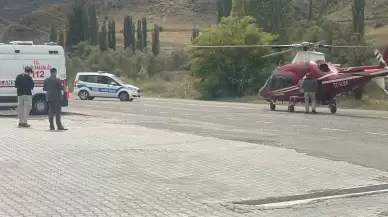 Ambulans helikopter kalp krizi geçiren hasta için Erzurum-Artvin karayoluna iniş yaptı