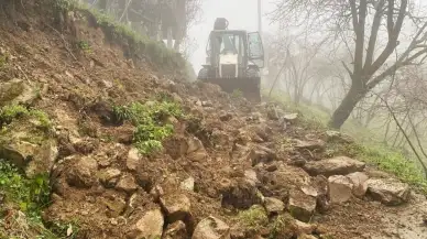 Düzce'de heyelana anında müdahale edildi: Heyelana karşı hazırlıklı olunmalı