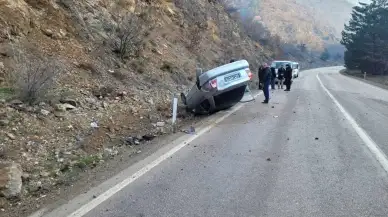 Gizli Buzlanma nedeniyle kontrolden çıkan otomobil tepetaklak oldu