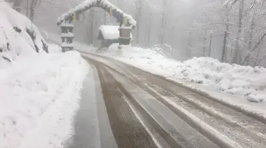 Kartepe’de kar yağışı etkisini artırdı: Vatandaşlar uyarıldı