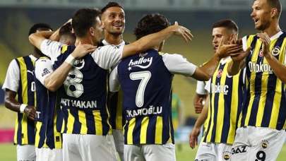 Fenerbahçe'de Altay Bayındır'ın Ardından Bir Diğer Yıldız Da İngiltere'ye Doğru Adımlar Atıyor!