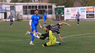 TFF 2. Lig: Belediye Derincespor: 0 - Aksaray Belediyespor: 0
