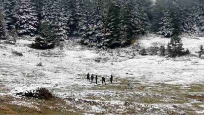 Bolu'da Kar Kalınlığı 10 Santimetreye Ulaştı