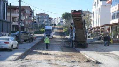 Yunus Emre Caddesi Asfalta Hazırlık Yapıyor