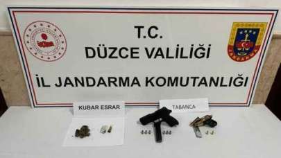 Düzce'de Şampuan Kutusunun İçinden Bakın Neler Çıktı?