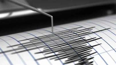 İzmir'de 5.1 Büyüklüğünde Deprem Meydana Geldi