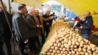 Emek Mahallesi’ne 3 Bin 200 Metrekarelik Kapalı Pazar Yapıldı!